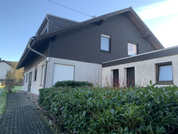 Rein ins eigene Wohnvergnügen! 56379 Horhausen, Dachgeschosswohnung