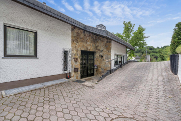 *Logenplatz – Weitblick auf höchstem Niveau !* 56567 Neuwied, Einfamilienhaus