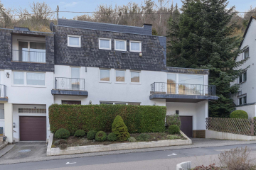 Split-Level in Winningen – Ihr Sprungbrett für kreatives Wohnen 56333 Winningen, Reihenendhaus